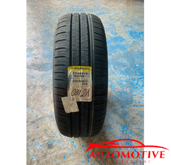 Lốp (Vỏ) ô tô Dunlop 205/55R17 91V Enasave EC300+ (Lốp theo xe Mitsubishi XPander, Mitsubishi Xpander Cross,..)