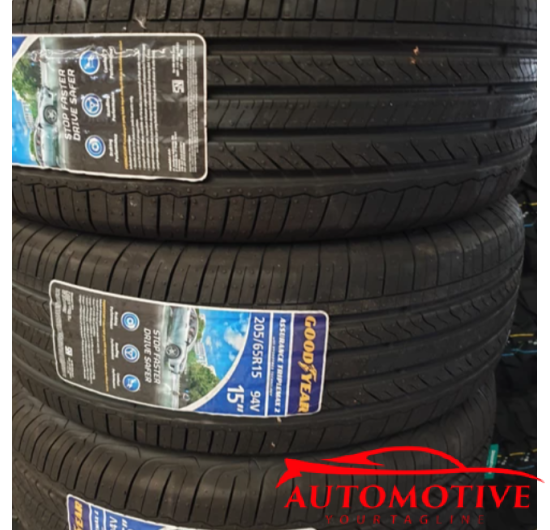 Lốp (Vỏ) xe ô tô Goodyear 225/60R18 EfficientGrip Performance SUV